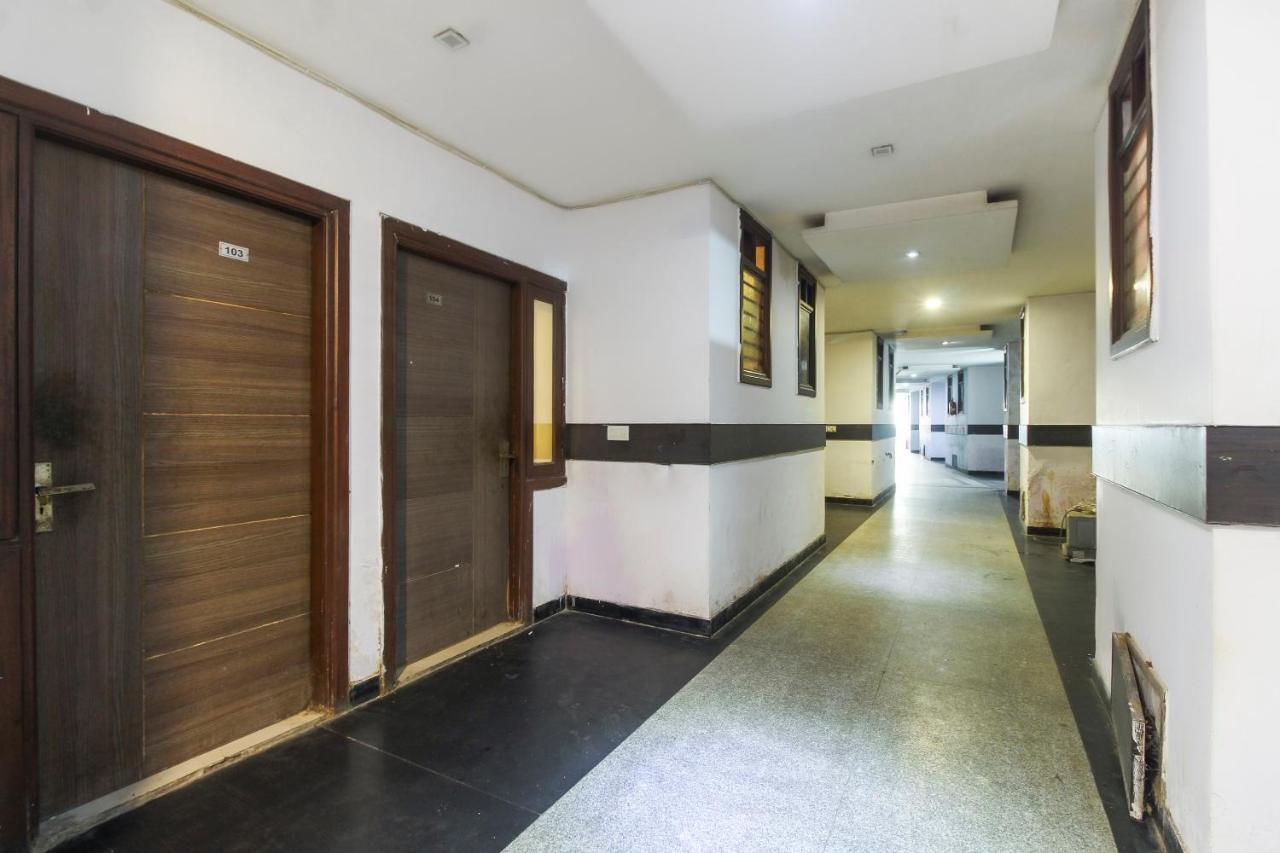 Oyo 67810 Hotel Lals Inn Агра Екстер'єр фото
