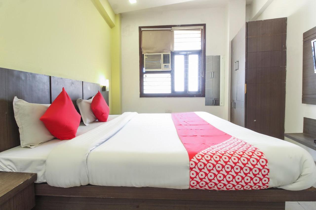 Oyo 67810 Hotel Lals Inn Агра Екстер'єр фото